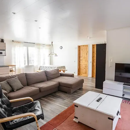 Dağ evi Saananjuuri